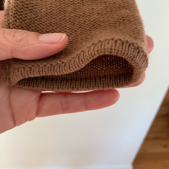 Aritzia cardigan - Picture 5 of 10